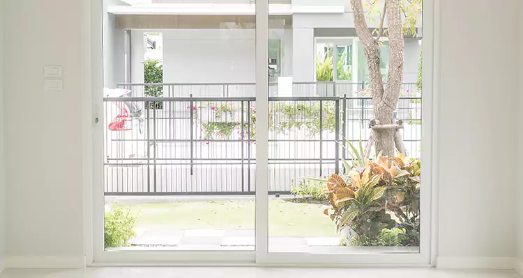 Balcony Screen Door Repair in Coral Springs, FL
