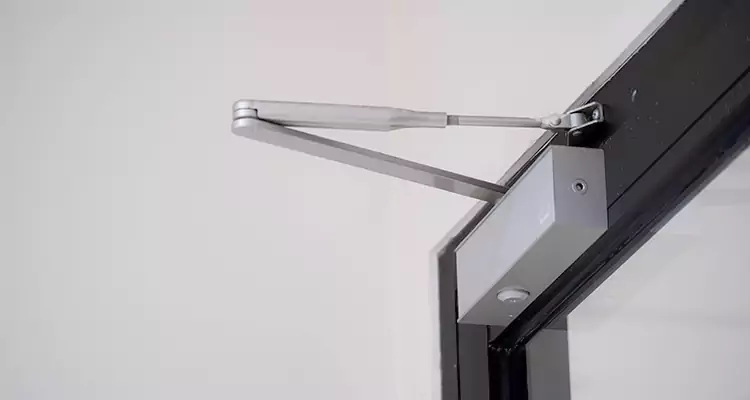 Screen Door Closer Installation in Coral Springs, FL