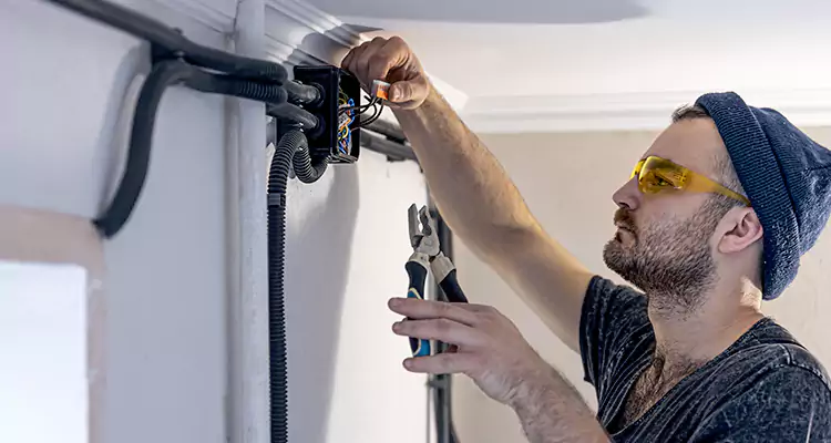 Garage Door Opener Cable Repair in Coral Springs, FL