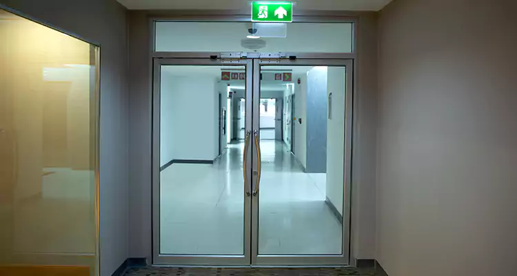 Emergency Glass Door Repair in Coral Springs, FL