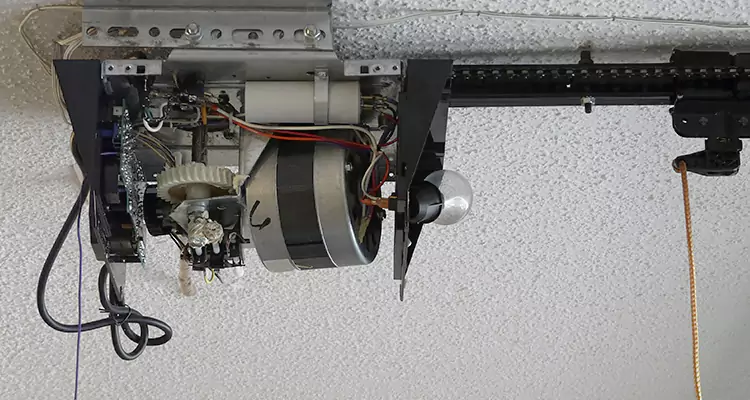 Garage Door Motor Replacement in Coral Springs, FL