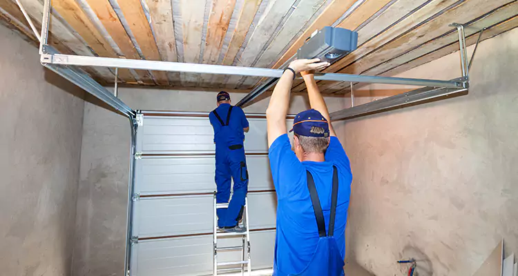 Garage Door Opener Technician in Coral Springs, FL