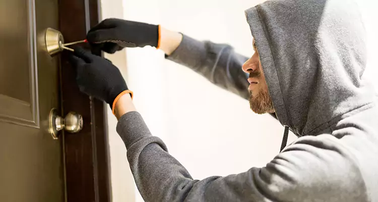 Emergency Motel Lock Repairs—Available 24/7 in Coral Springs, FL