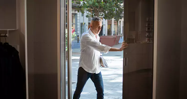 Track Cleaning and Repair for Stuck Doors in Coral Springs, FL