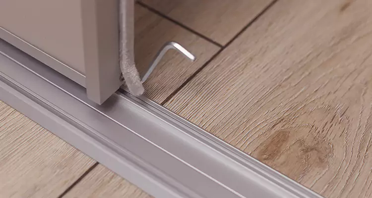Squeaky Sliding Door Repair in Coral Springs, FL