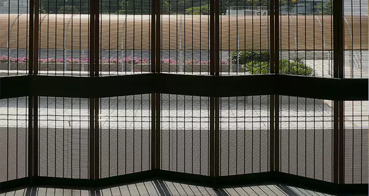 Front Screen Door Repair in Coral Springs, FL